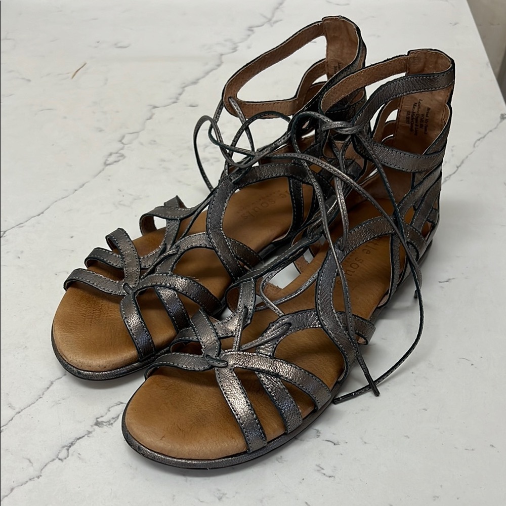 Gently Used Women's Metallic Strappy Sandals-  Gentle Souls size 8